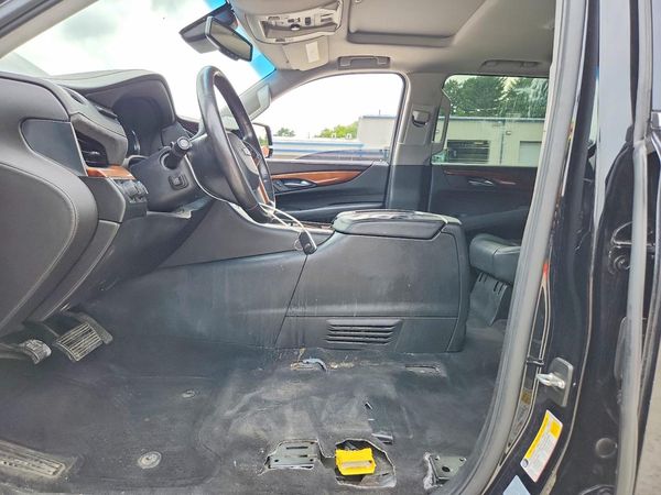 2016 CADILLAC ESCALADE Luxury