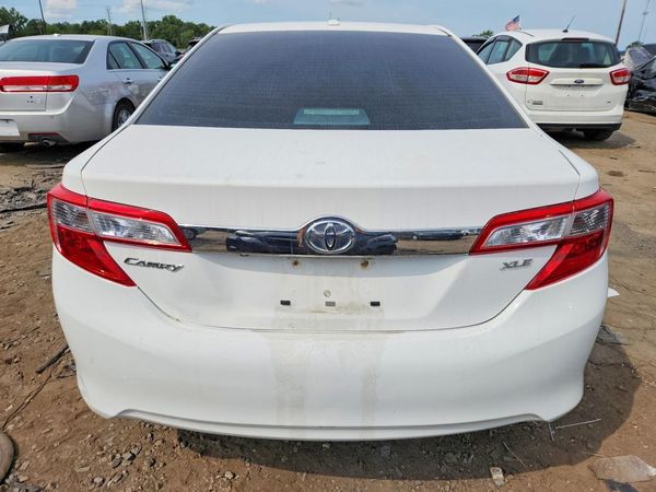 2012 TOYOTA CAMRY