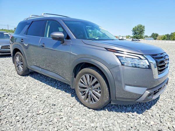 2024 NISSAN PATHFINDER SL
