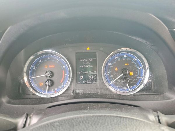 2018 TOYOTA COROLLA