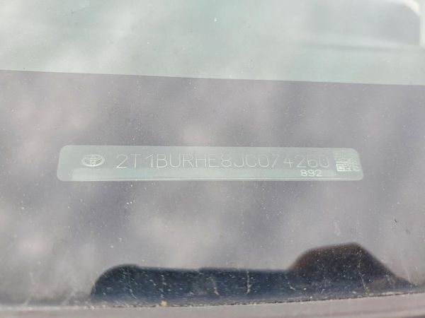 2018 TOYOTA COROLLA