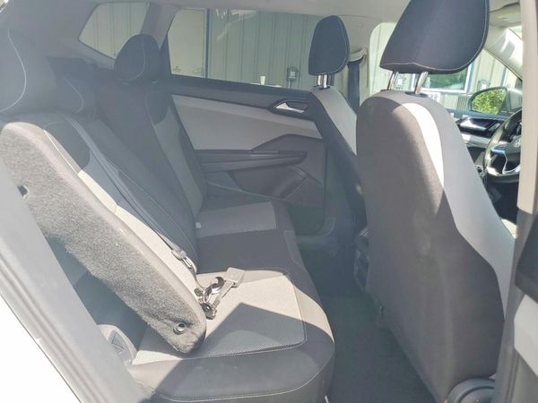 2022 VOLKSWAGEN TAOS 4Motion S