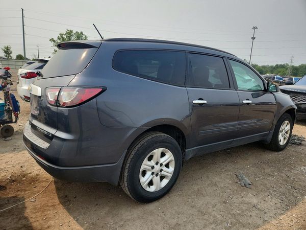2013 CHEVROLET TRAVERSE LS