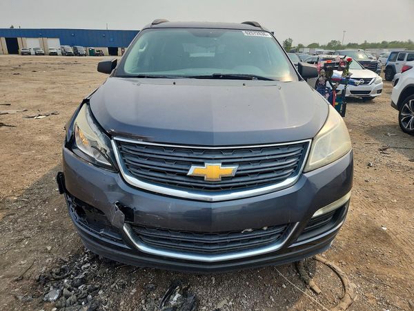 2013 CHEVROLET TRAVERSE LS