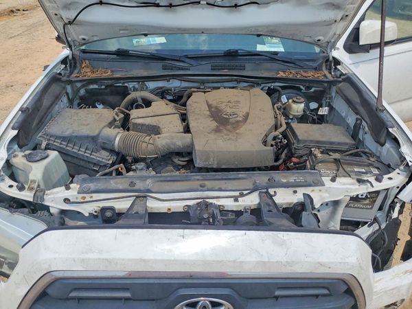 2017 TOYOTA TACOMA