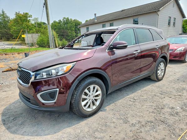 2017 KIA SORENTO L, LX