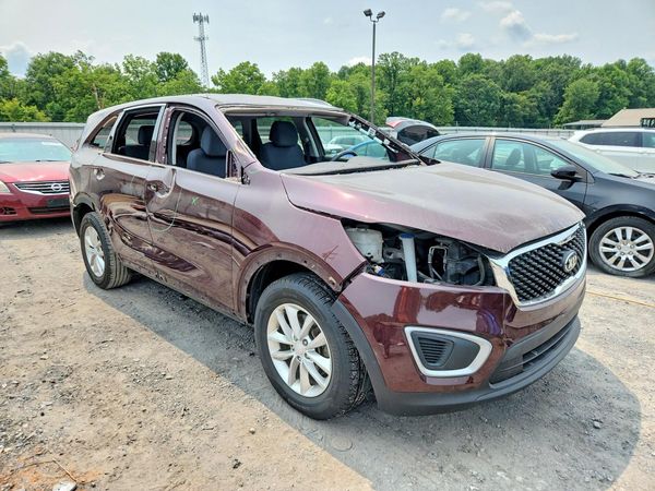 2017 KIA SORENTO L, LX
