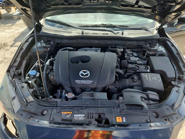 2017 MAZDA 3