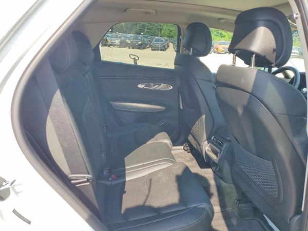 2025 GENESIS GV70