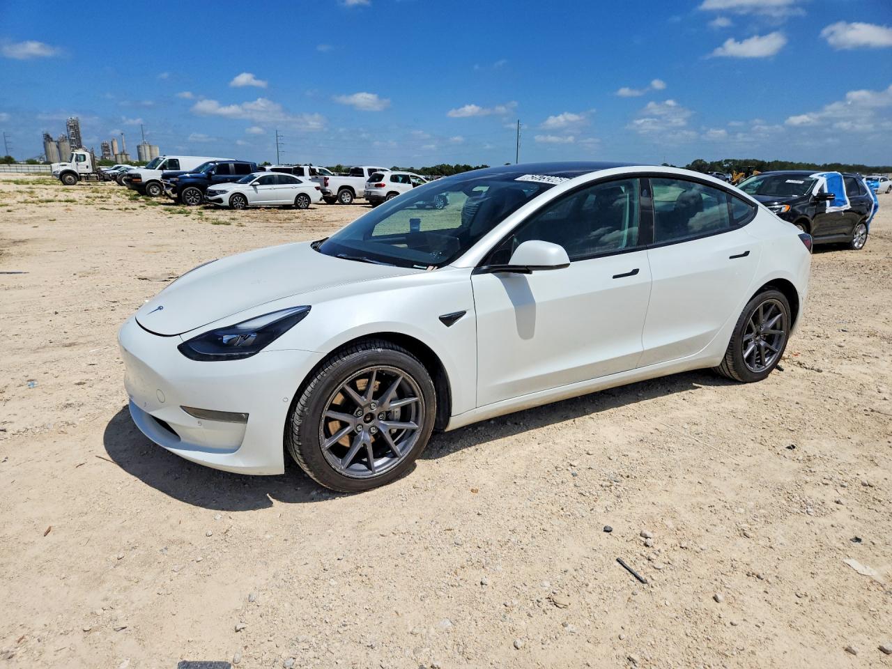 2022 TESLA MODEL 3 — Front 3/4