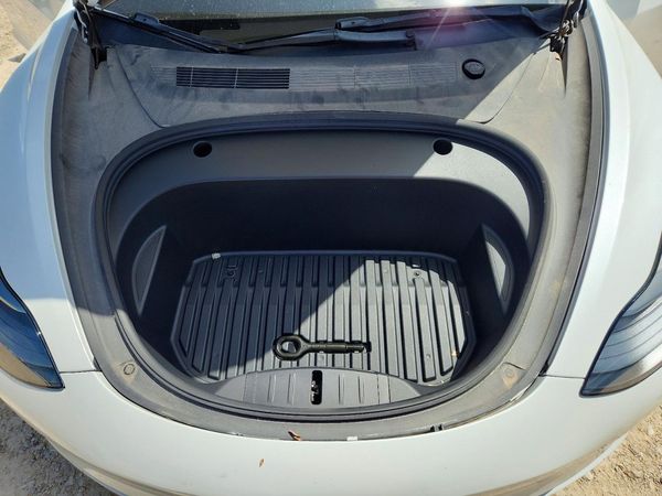 2022 TESLA MODEL 3 — Engine bay