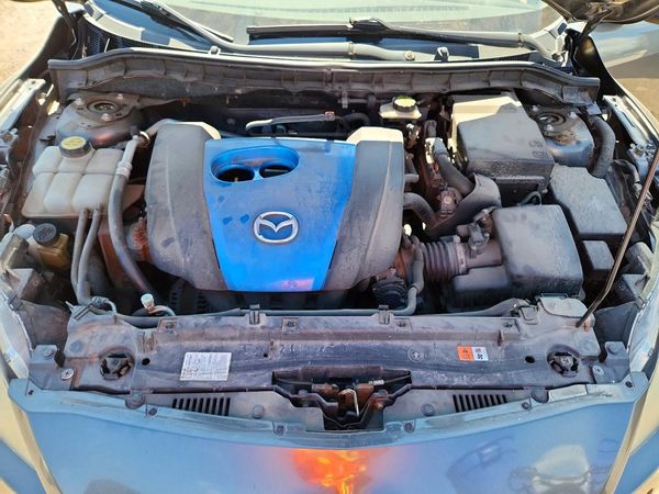 2012 MAZDA 3 Touring/GS