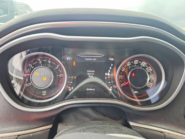 2015 DODGE CHALLENGER SXT Plus