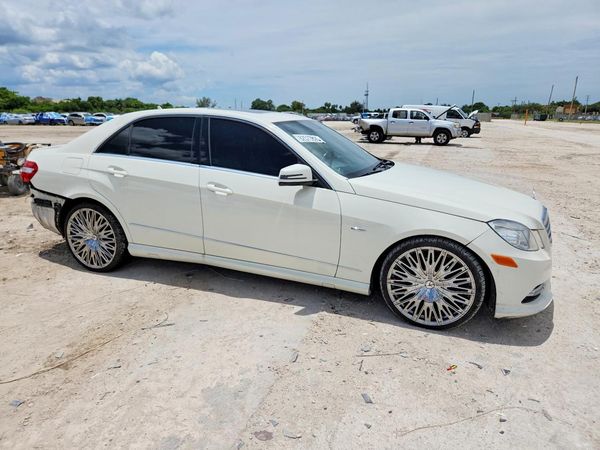 2012 MERCEDES-BENZ E
