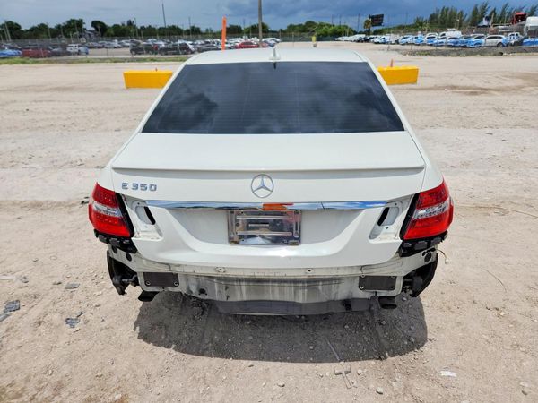 2012 MERCEDES-BENZ E