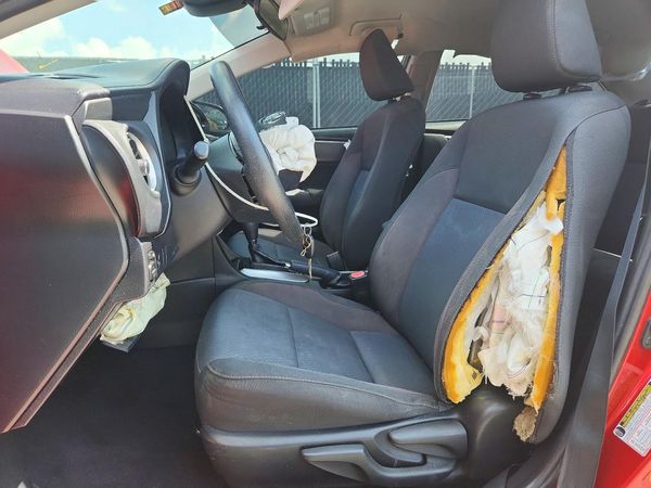 2019 TOYOTA COROLLA