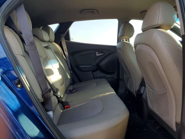 2015 HYUNDAI TUCSON GLS (Middle)