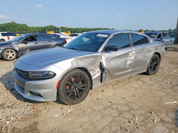 2016 DODGE CHARGER SXT
