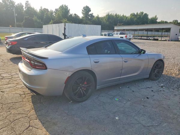 2016 DODGE CHARGER SXT