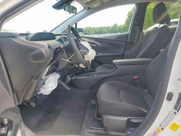 2021 TOYOTA PRIUS — DENT