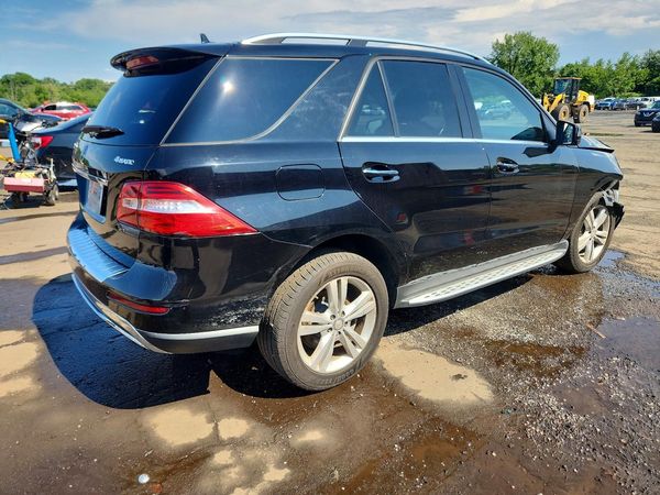2015 MERCEDES-BENZ ML
