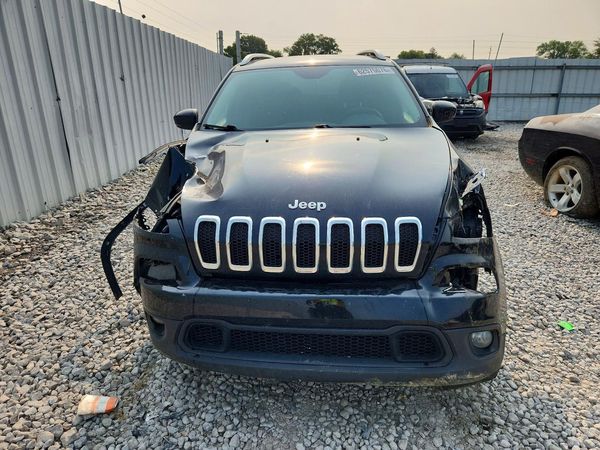 2017 JEEP CHEROKEE LATITUDE FWD