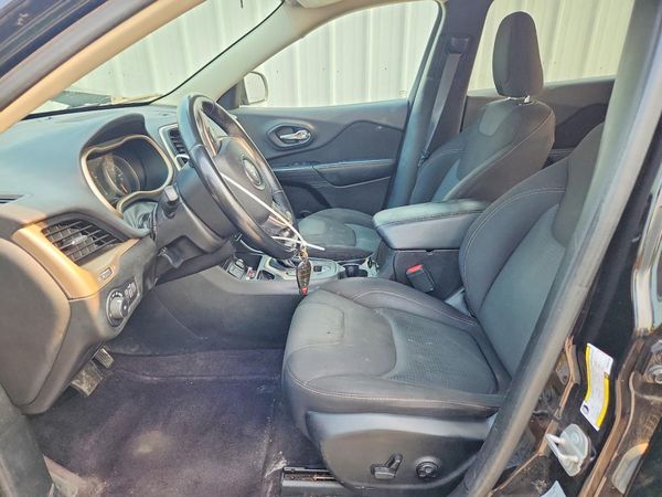 2017 JEEP CHEROKEE LATITUDE FWD