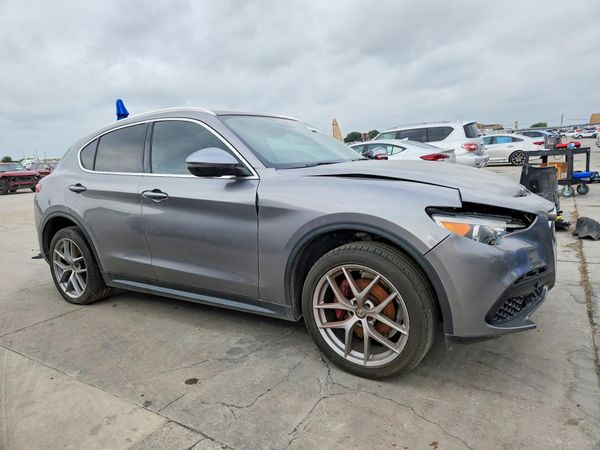 2018 ALFA ROMEO STELVIO TI AWD