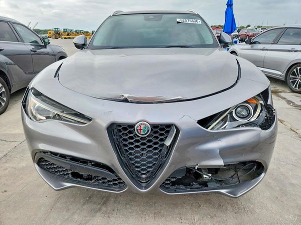 2018 ALFA ROMEO STELVIO TI AWD