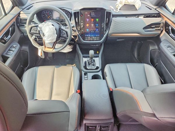 2025 SUBARU FORESTER