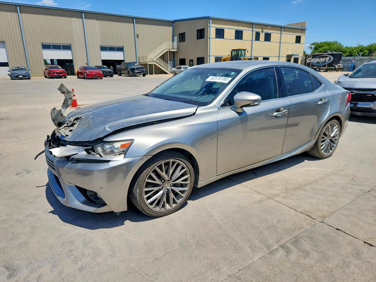 2016 LEXUS IS 200T
