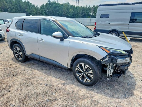 2022 NISSAN ROGUE SV — Passenger 3/4
