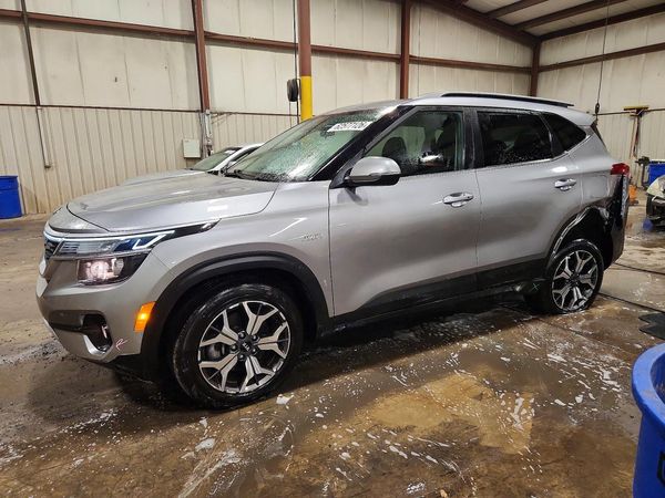 2021 KIA SELTOS EX