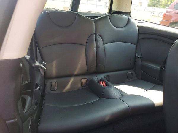 2012 MINI COOPER