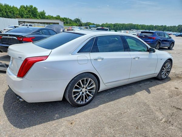 2016 CADILLAC CT6