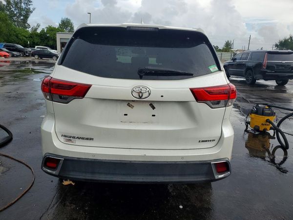 2019 TOYOTA HIGHLANDER