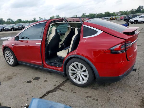 2017 TESLA MODEL X