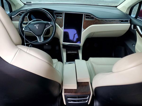 2017 TESLA MODEL X