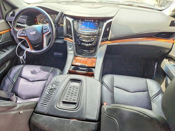 2015 CADILLAC ESCALADE Luxury