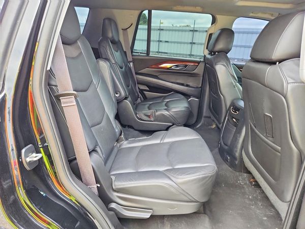 2015 CADILLAC ESCALADE Luxury