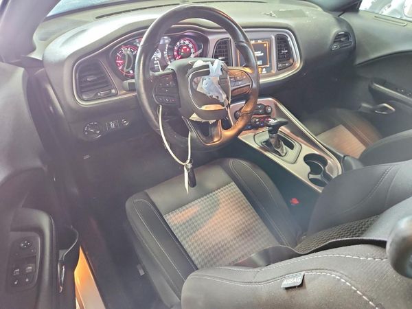 2022 DODGE CHALLENGER SXT