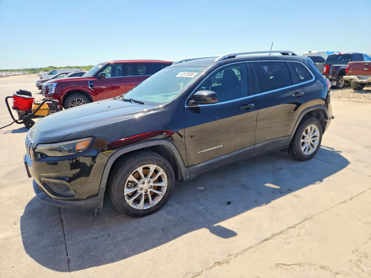 2019 JEEP CHEROKEE LATITUDE FWD