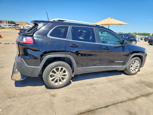 2019 JEEP CHEROKEE LATITUDE FWD