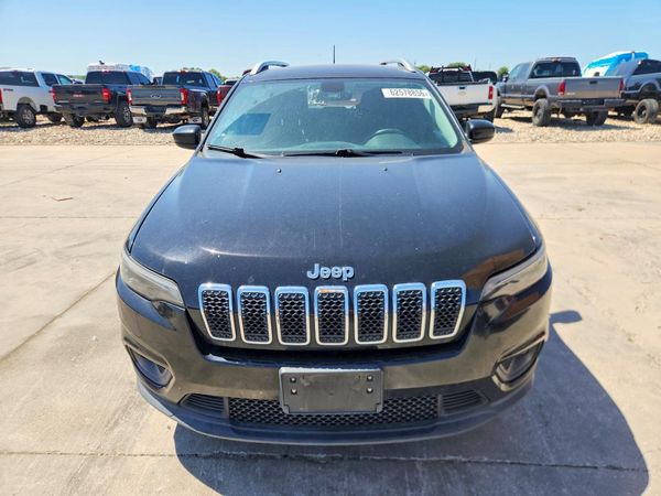 2019 JEEP CHEROKEE LATITUDE FWD