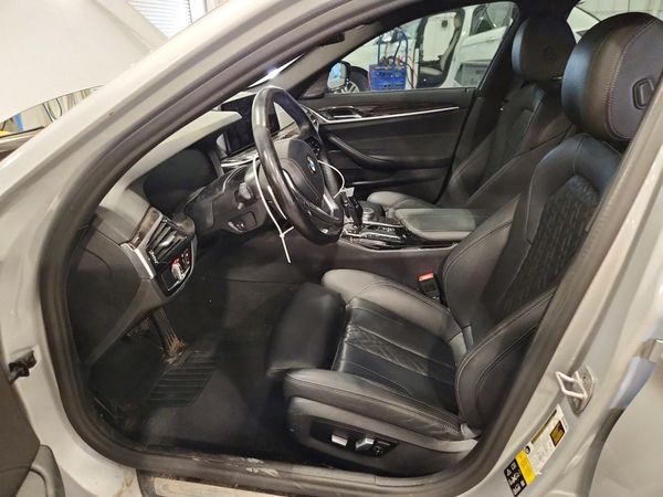 2021 BMW 530 xDrive