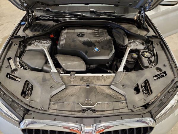 2021 BMW 530 xDrive