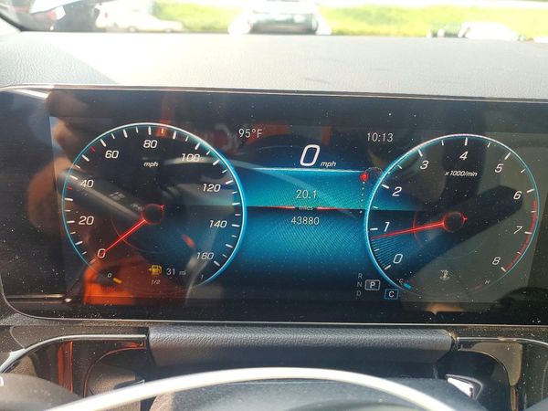 2022 MERCEDES-BENZ GLA GLA250