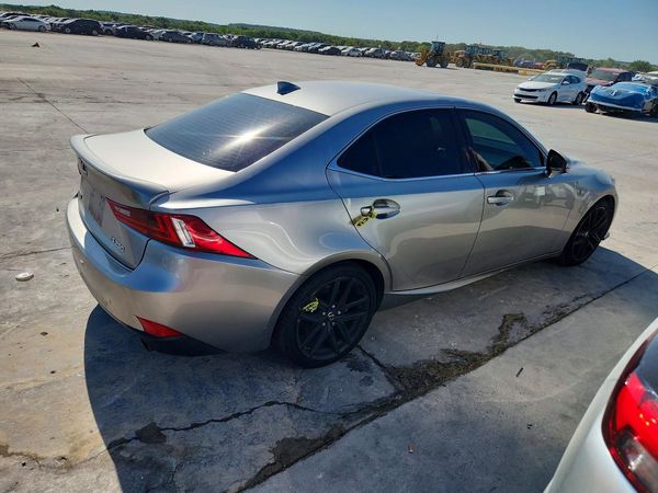 2015 LEXUS IS