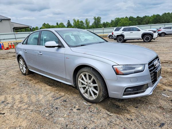 2015 AUDI A4 quattro Premium