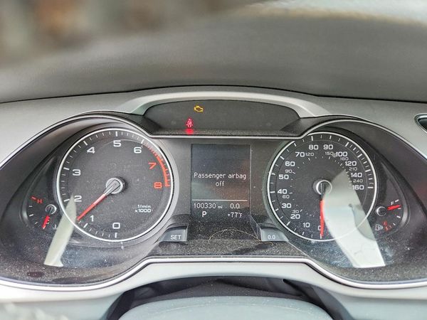 2015 AUDI A4 quattro Premium